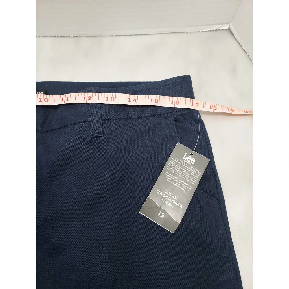 Lee Navy Classic Bermuda NWT Shorts. Size 13 - Picture 6 of 9